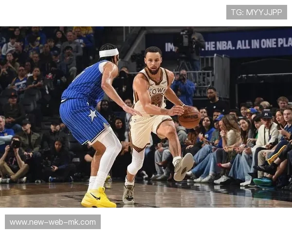 勇士主场大胜魔术，库里单节爆发逆袭制胜